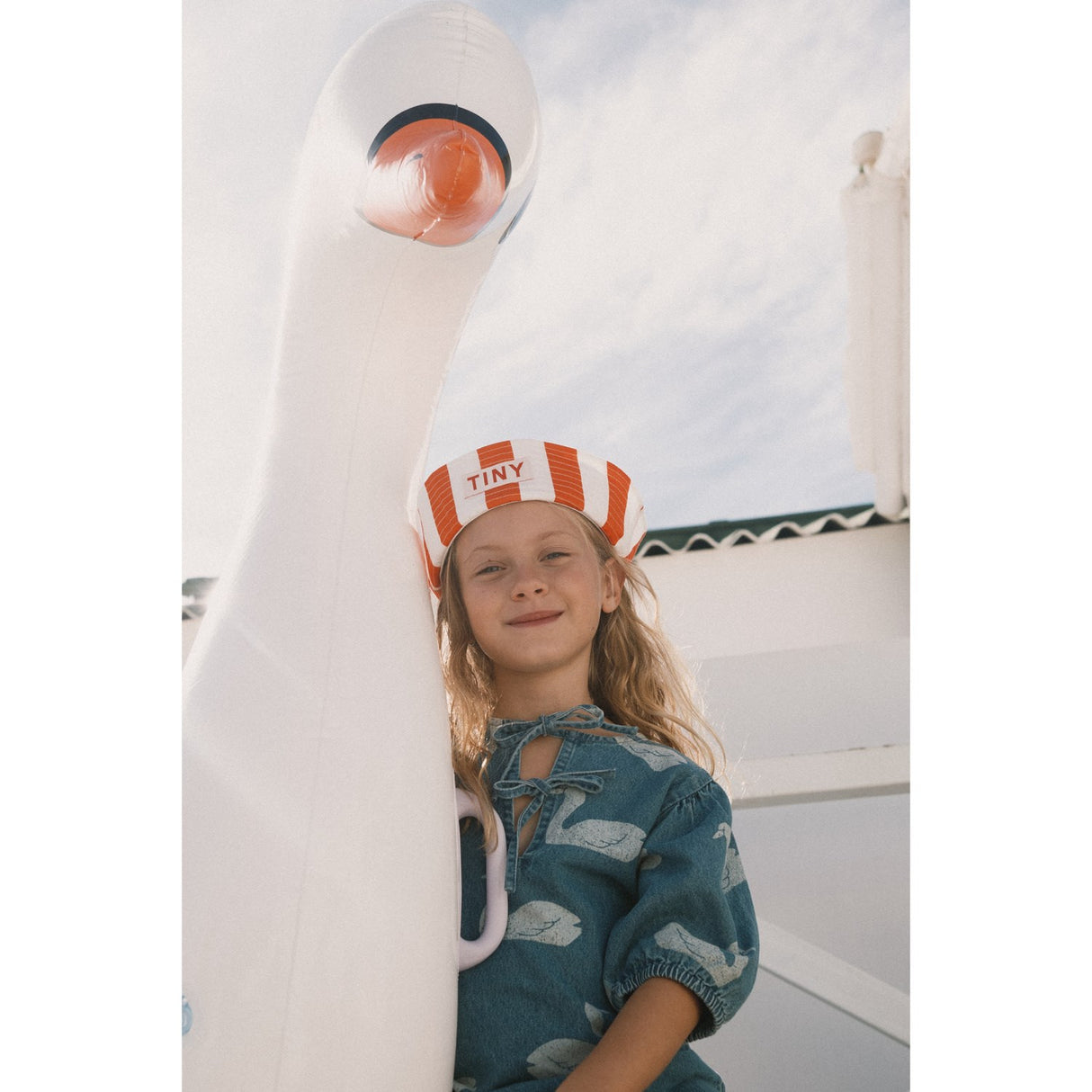 TinyCottons Medium Wash Denim Big Swans Klänning