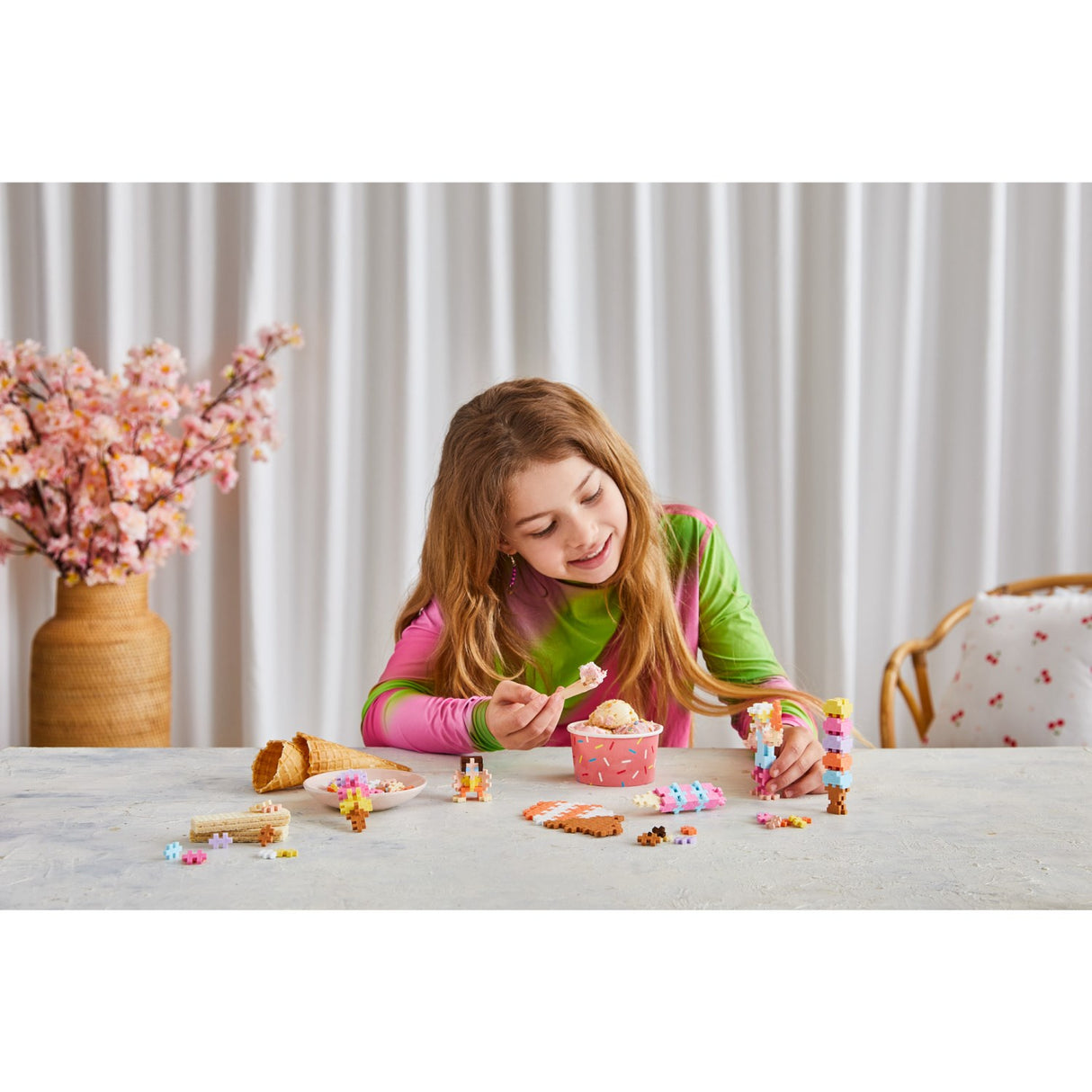 Plus-Plus Learn To Build Ice Cream Shop