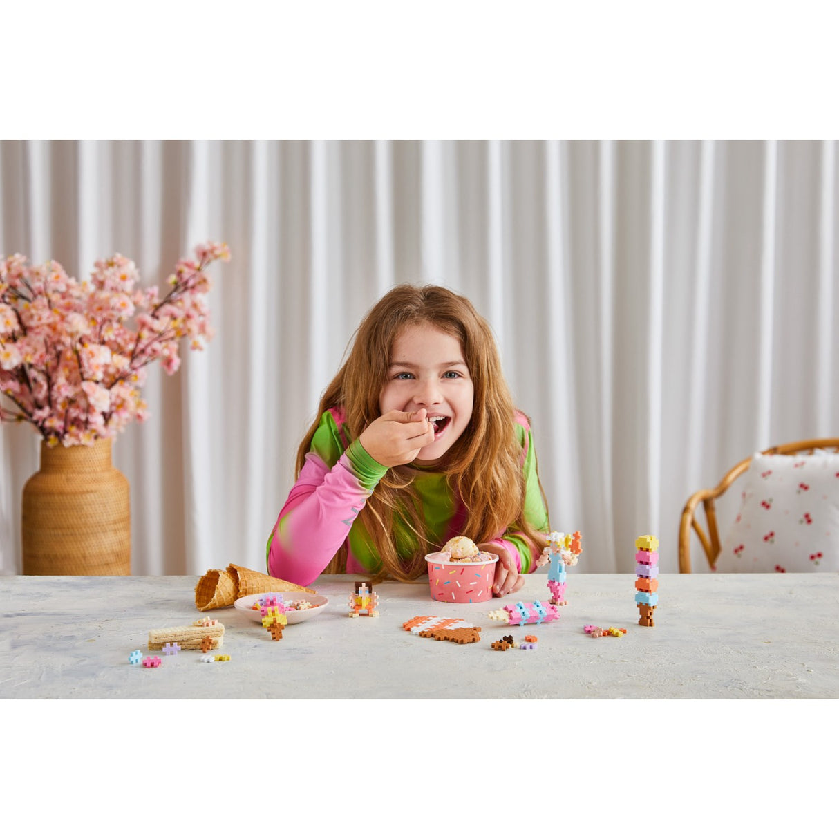 Plus-Plus Learn To Build Ice Cream Shop