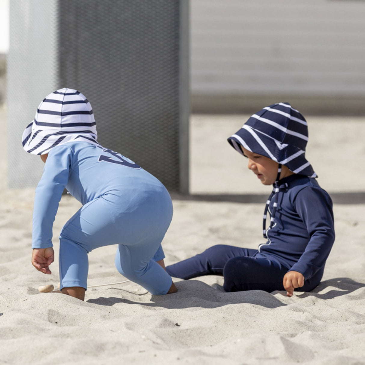 Petit Crabe Blue/White Frey Solhatt