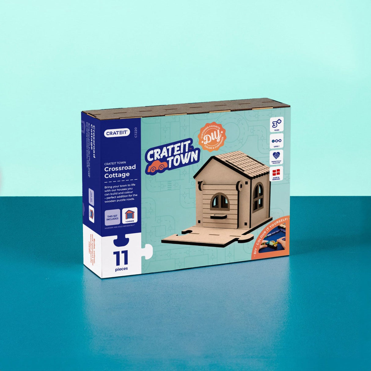Crateit Town Wooden Leksak Crossroad Cottage