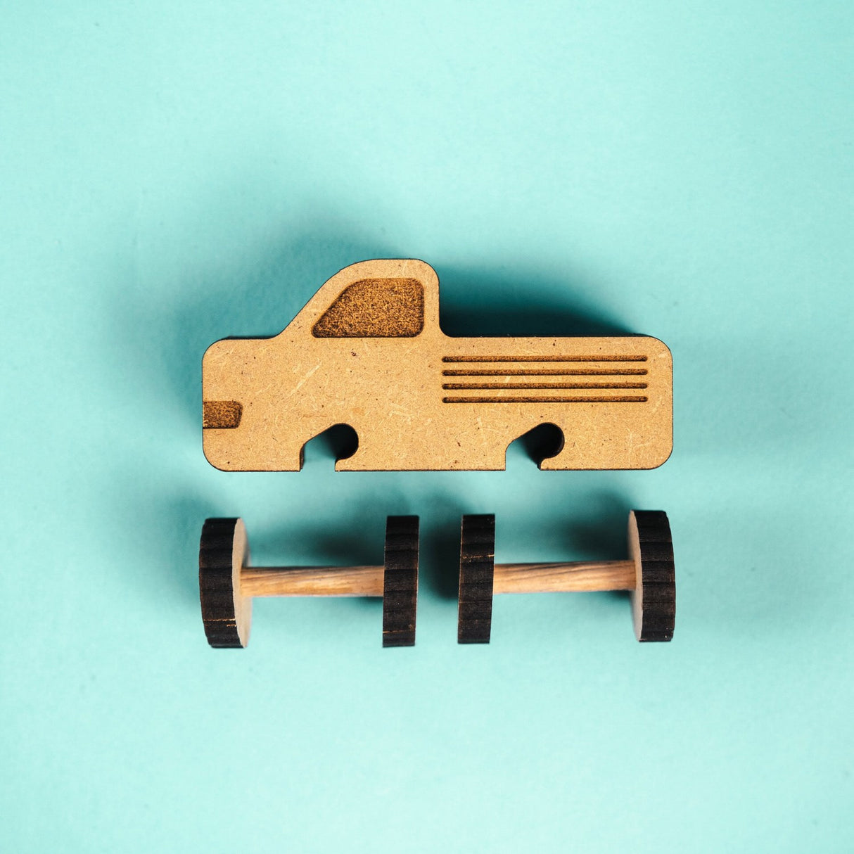 Crateit Town Wooden Leksak Thunder Lastbil