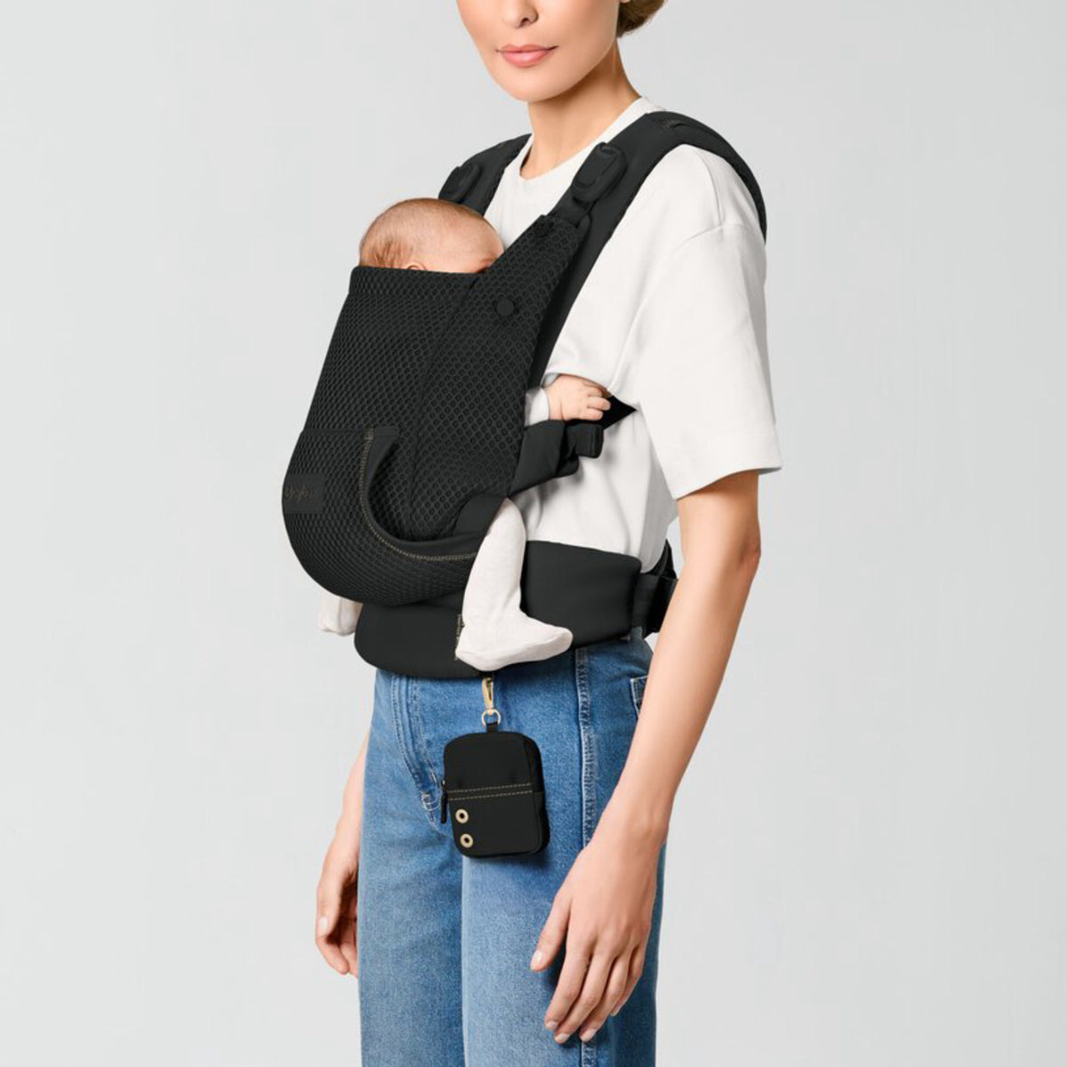 Cybex Magic Black Laya Carrier