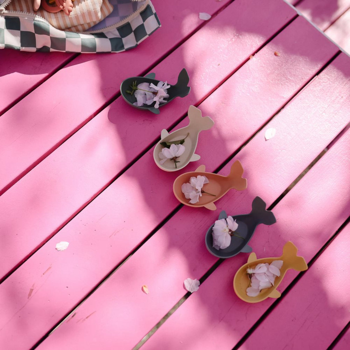 Mushie Retro Mushie Whale Bath Stackers - Retro