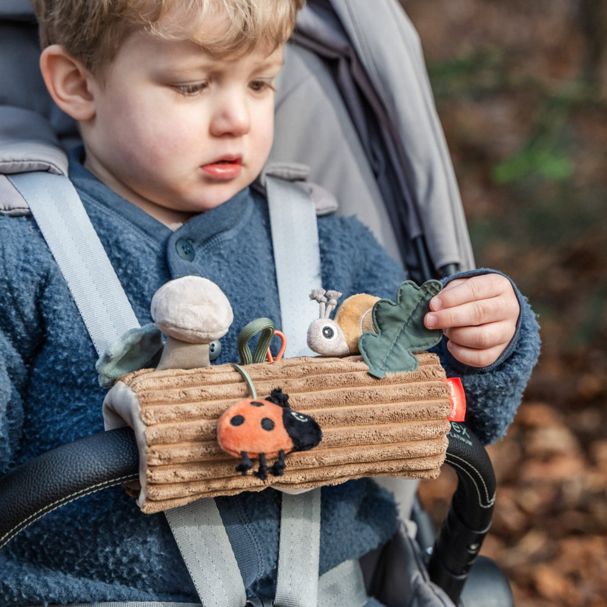 DonebyDeer Colour Mix Tiny Trails Stroller Activity Leksak