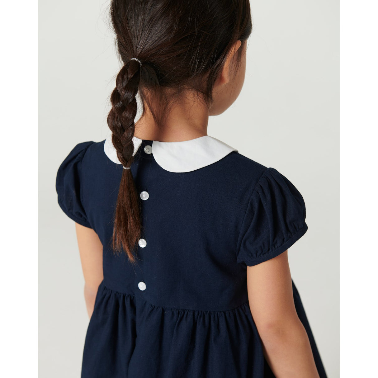COPENHAGEN COLORS Navy Comb. Klänning M/ Handmade Smock Embroidery