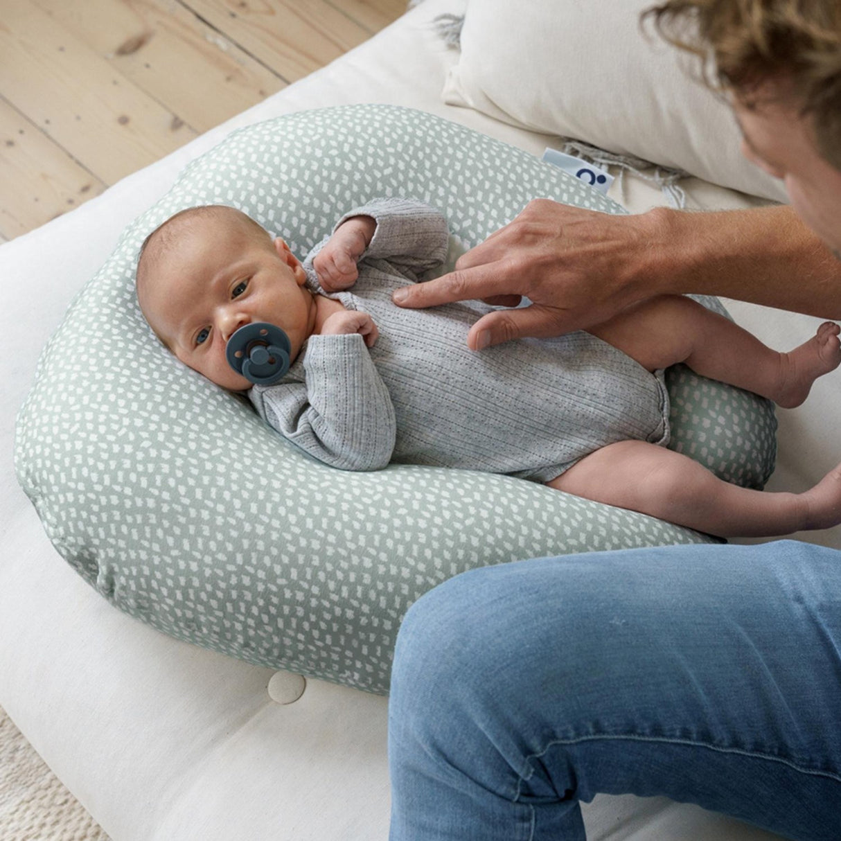 Doomoo Cloud Khaki Nursing Kudde