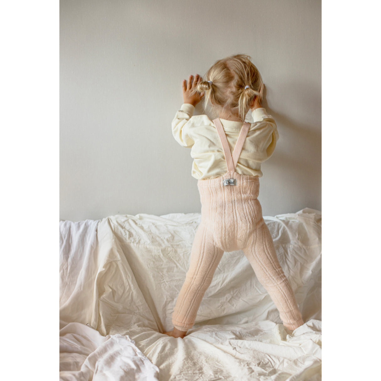 Silly Silas Granny Nallebjörn Footless Strumpbyxar Med Braces Silky Peach