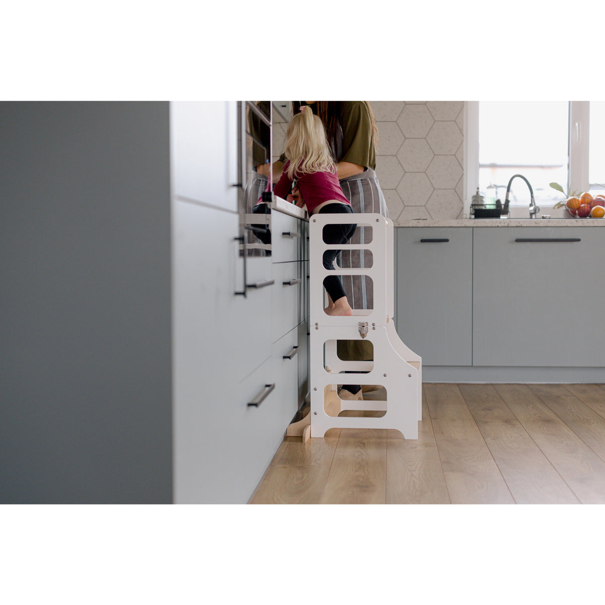 Duck Woodworks White Foldbar EC Tower