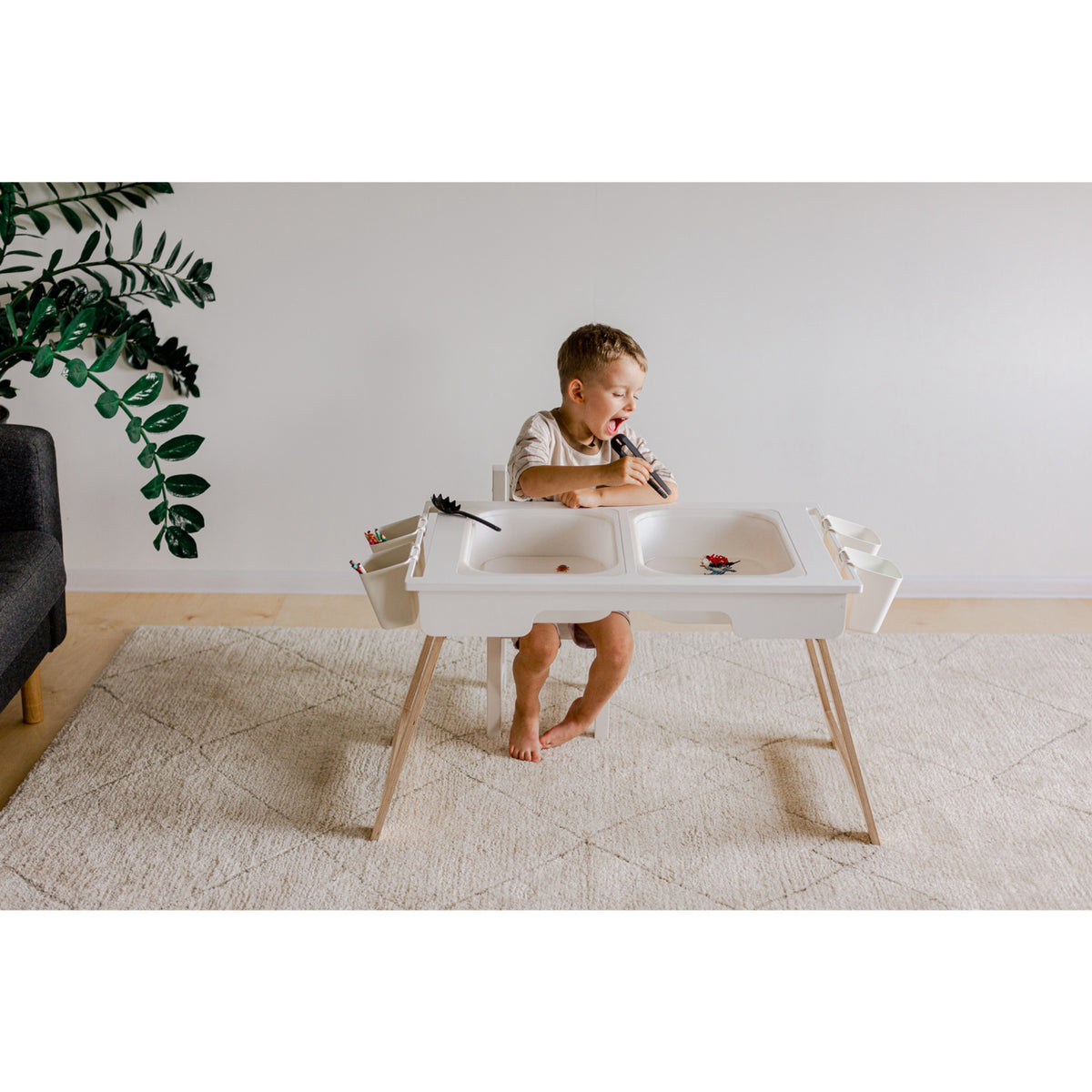 Duck Woodworks White Sensory Table Med 2 Boxes Included