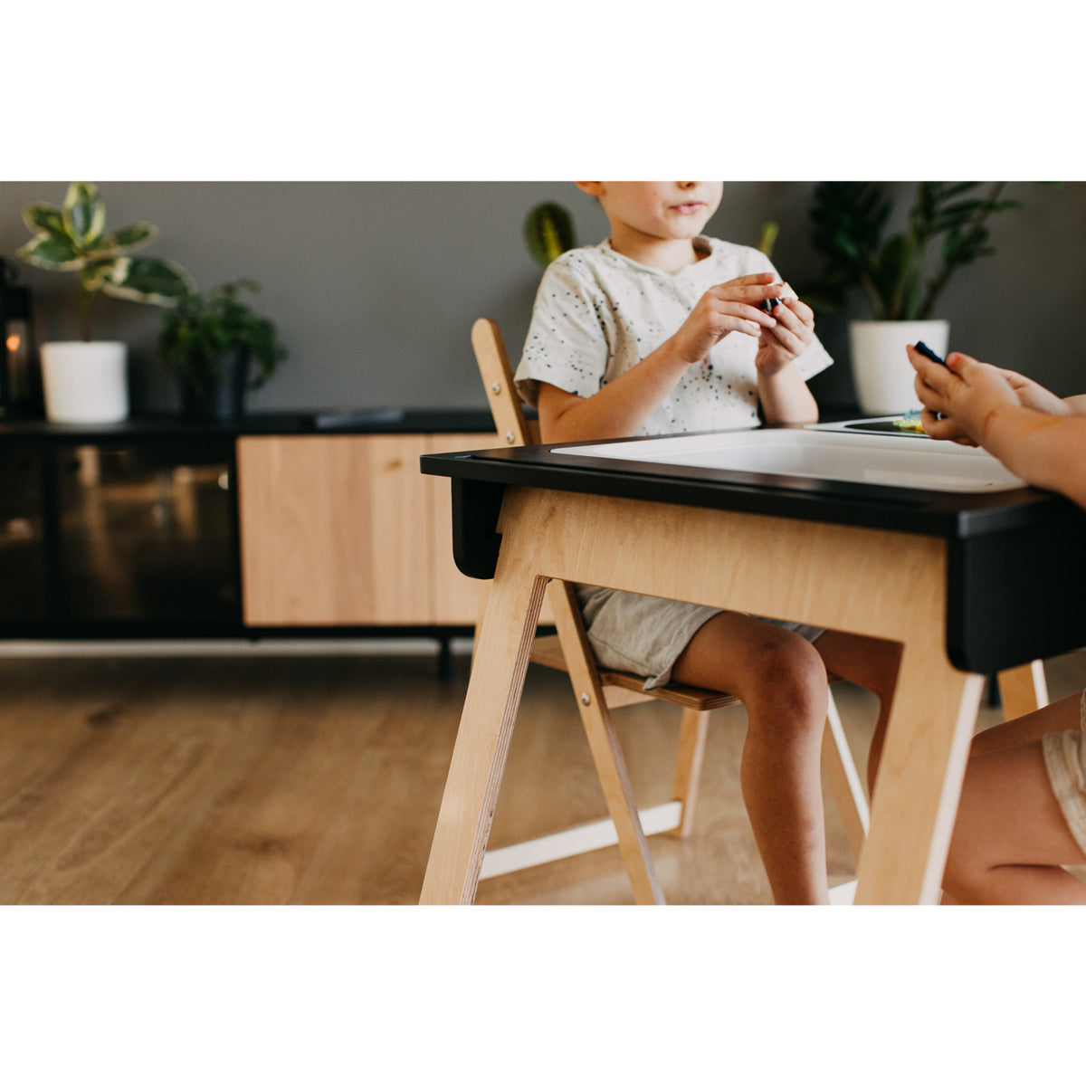 Duck Woodworks Black Sensory Table Med 2 Boxes Included
