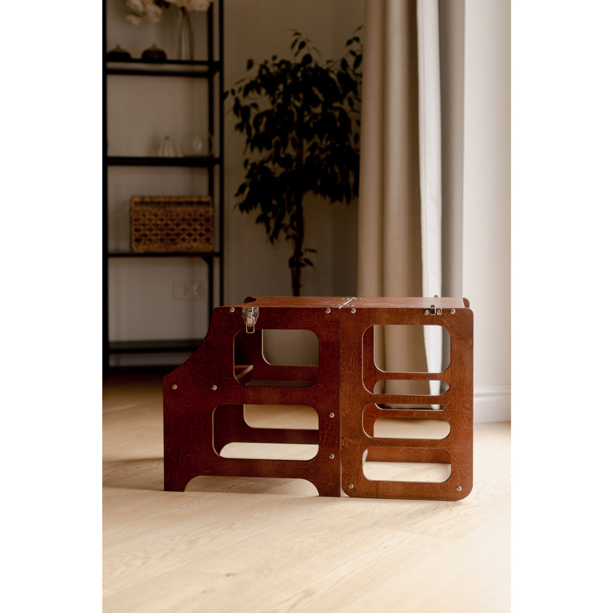 Duck Woodworks Honey Glaze Foldbar Tower Stained