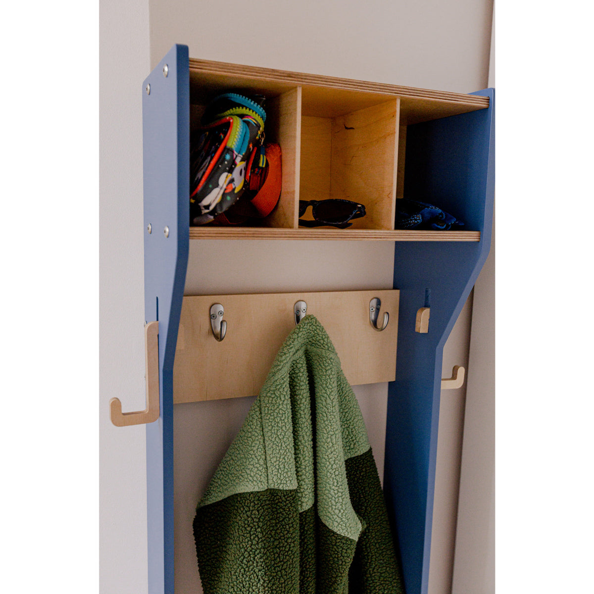 Duck Woodworks Blue Garderobe Outerwear