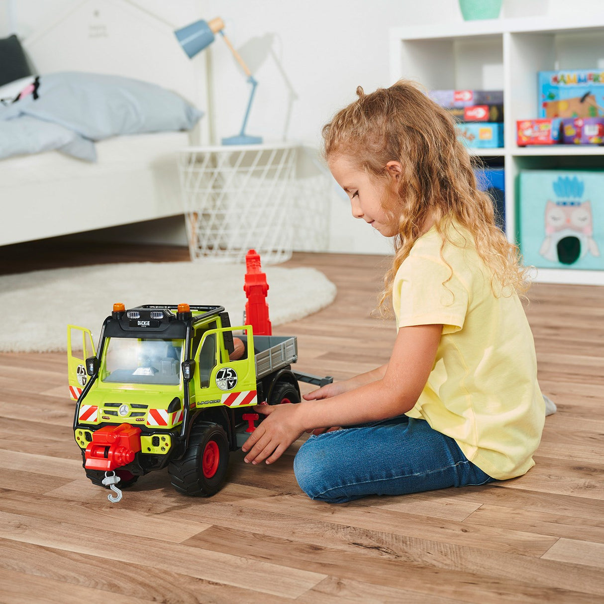 Dickie Toys Mercedes-Benz Unimog U530 Skogsmaskin