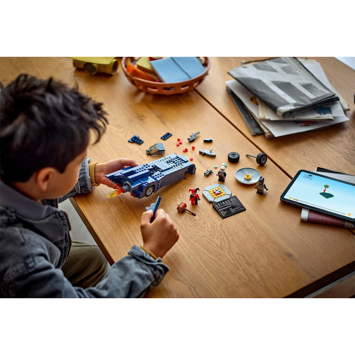 LEGO® Marvel Batman™ och Batmobile™ mod Harley Quinn™ och Mr. Freeze™