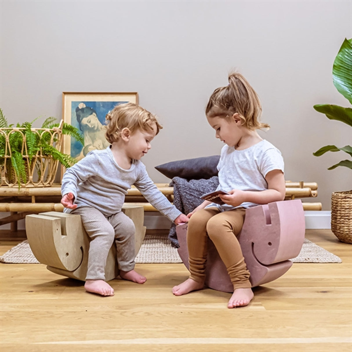 bObles Elefant Medium+ Walnut