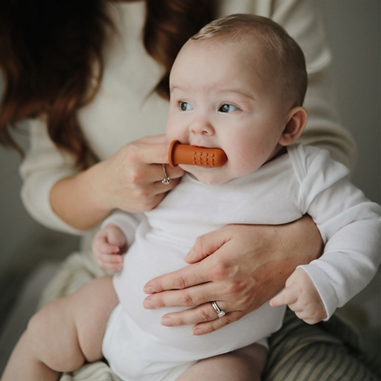 Mushie Finger Tandborste 2-pack Clay/Shifting Sand