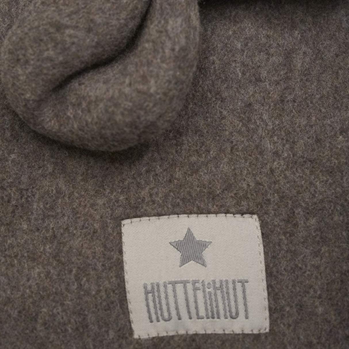 Huttelihut X Luksusbaby Bomull Fleece Elefanthatt Brown