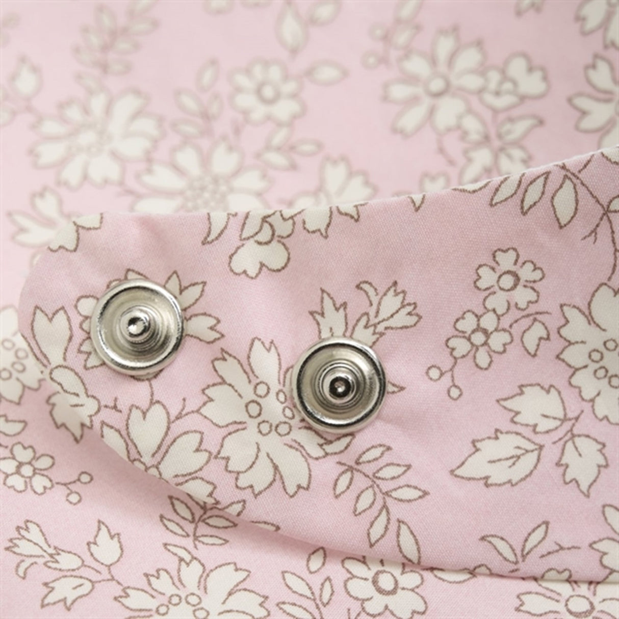 Huttelihut Liberty Fabric Capel Haklapp