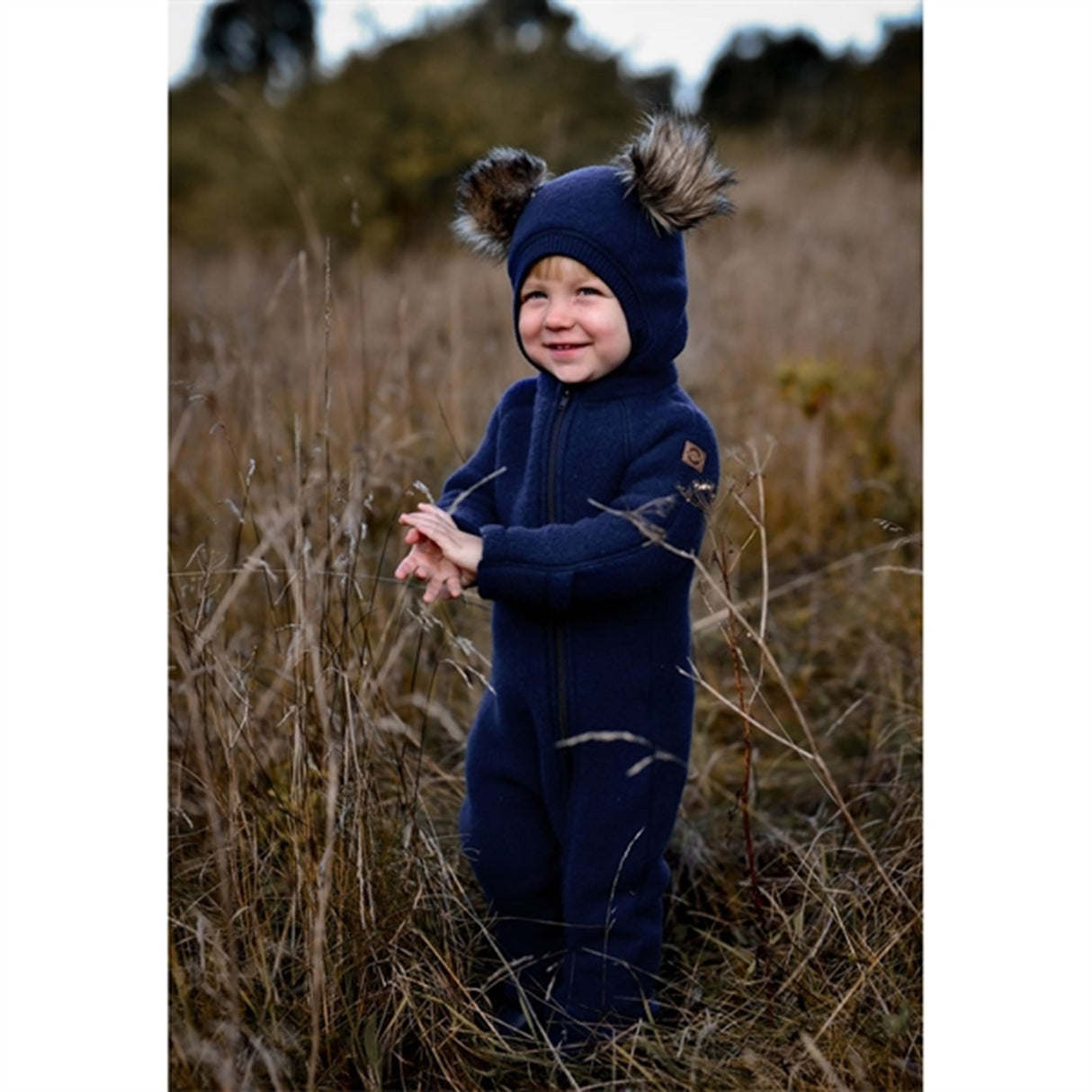 Mikk-Line Ull Elefanthatt med Pom Pom Blue Nights