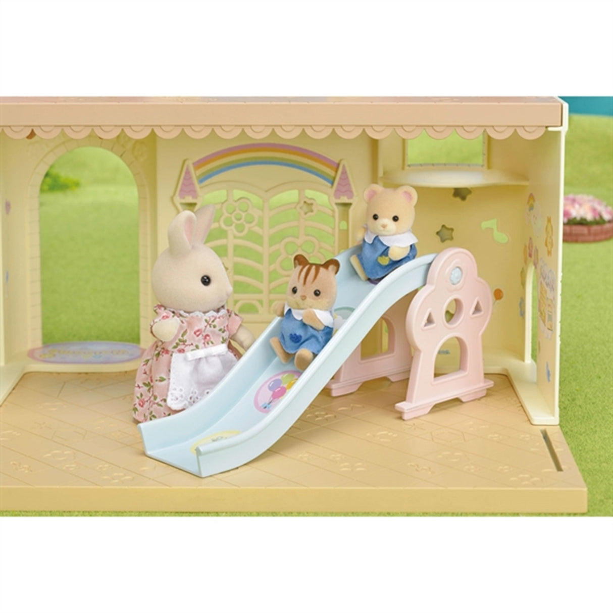 Sylvanian Families® Bebis Slotts Dagis