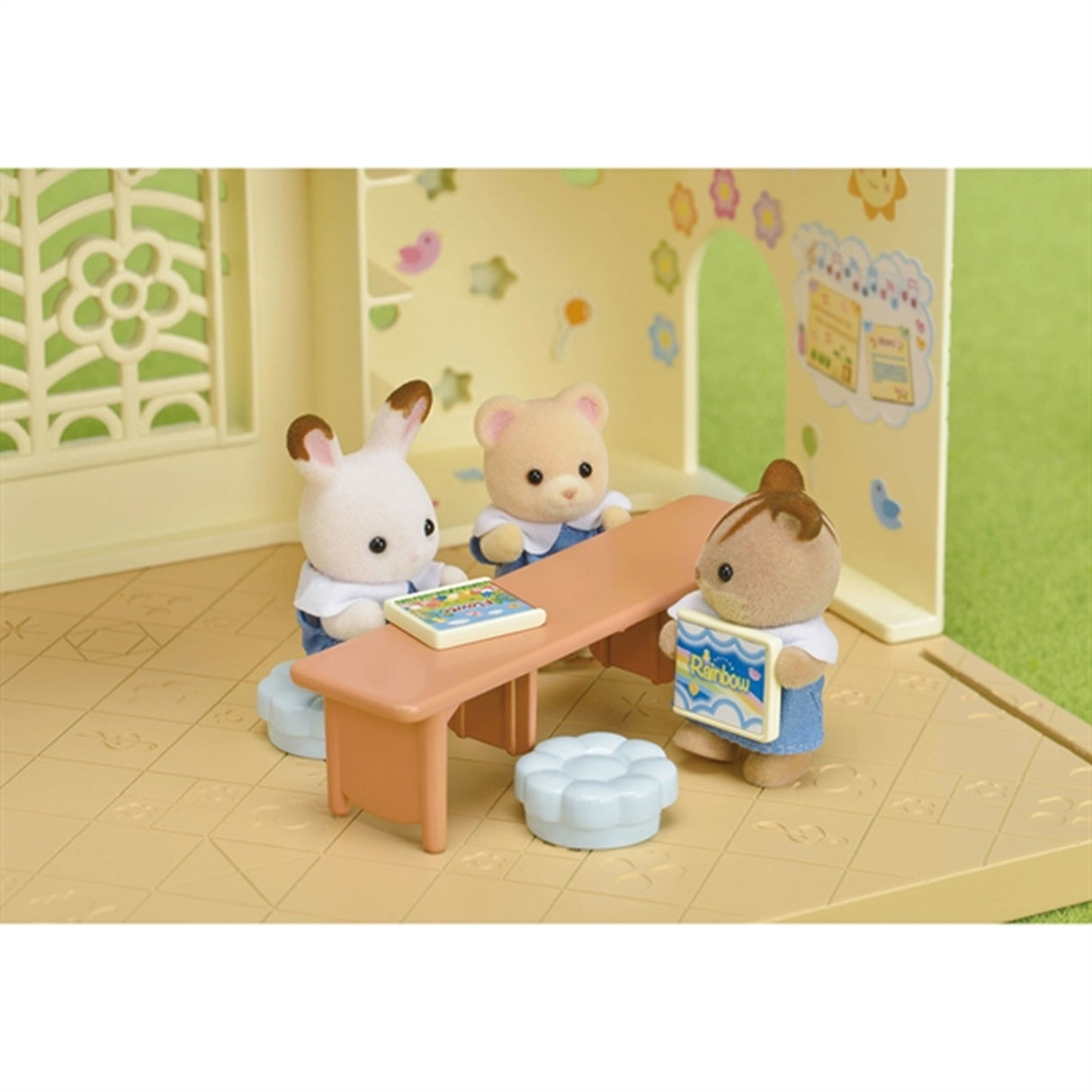 Sylvanian Families® Bebis Slotts Dagis
