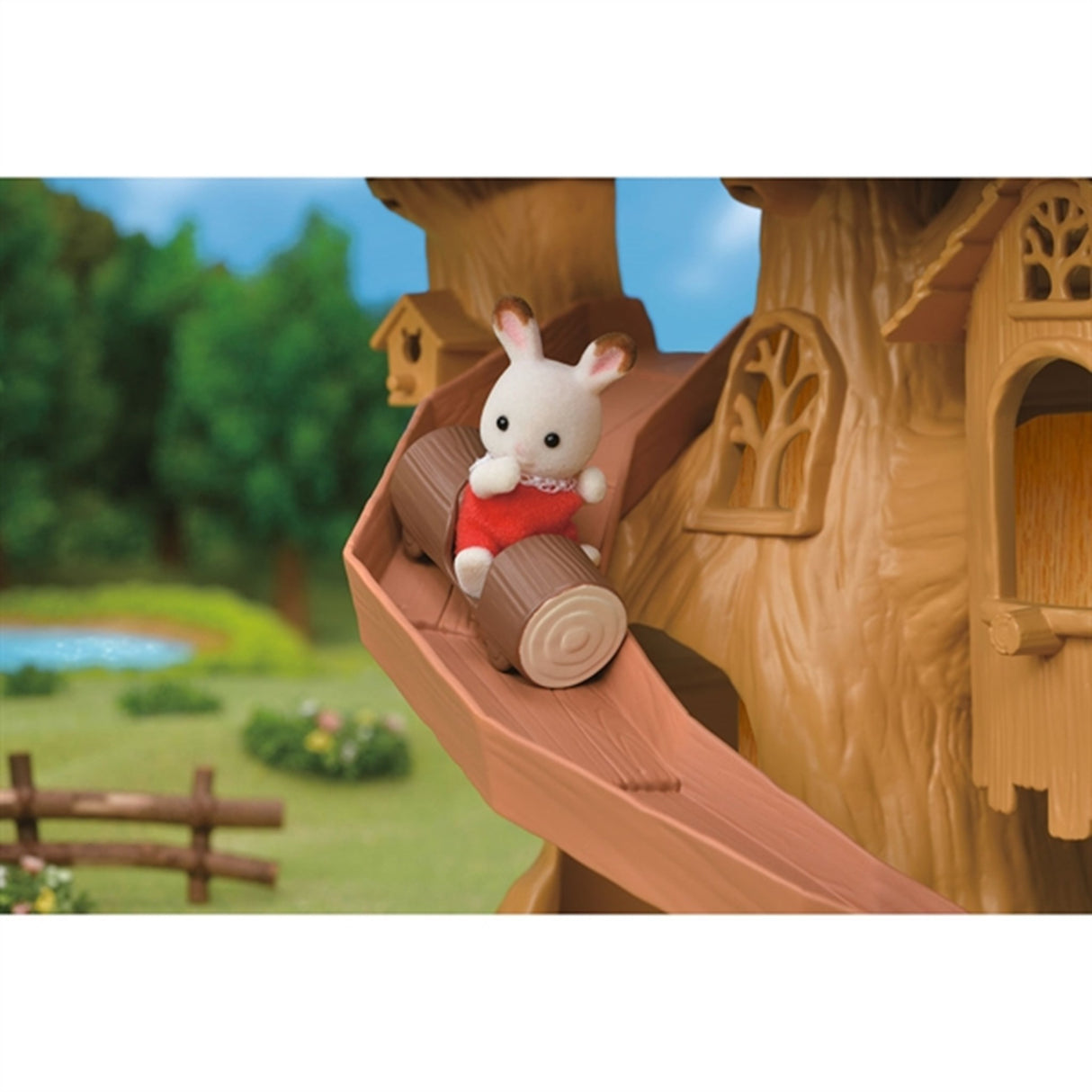 Sylvanian Families® Trähus Fullt Av Upplevelser