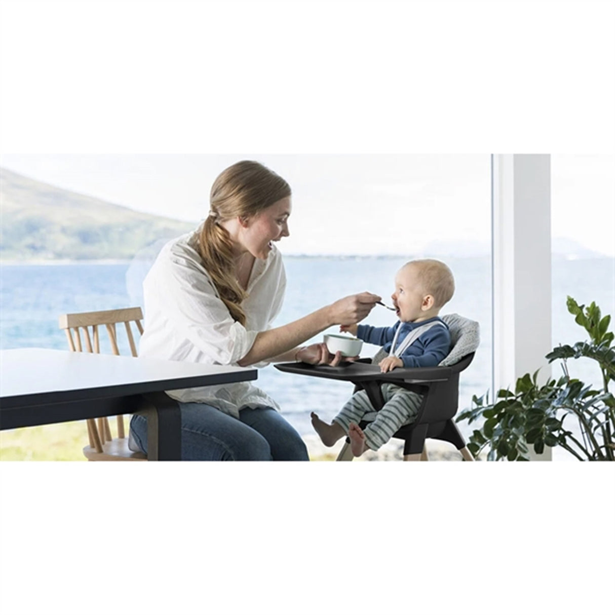 Stokke® Clikk™ Højstol Black Natural Inkl. Transport Taske 2