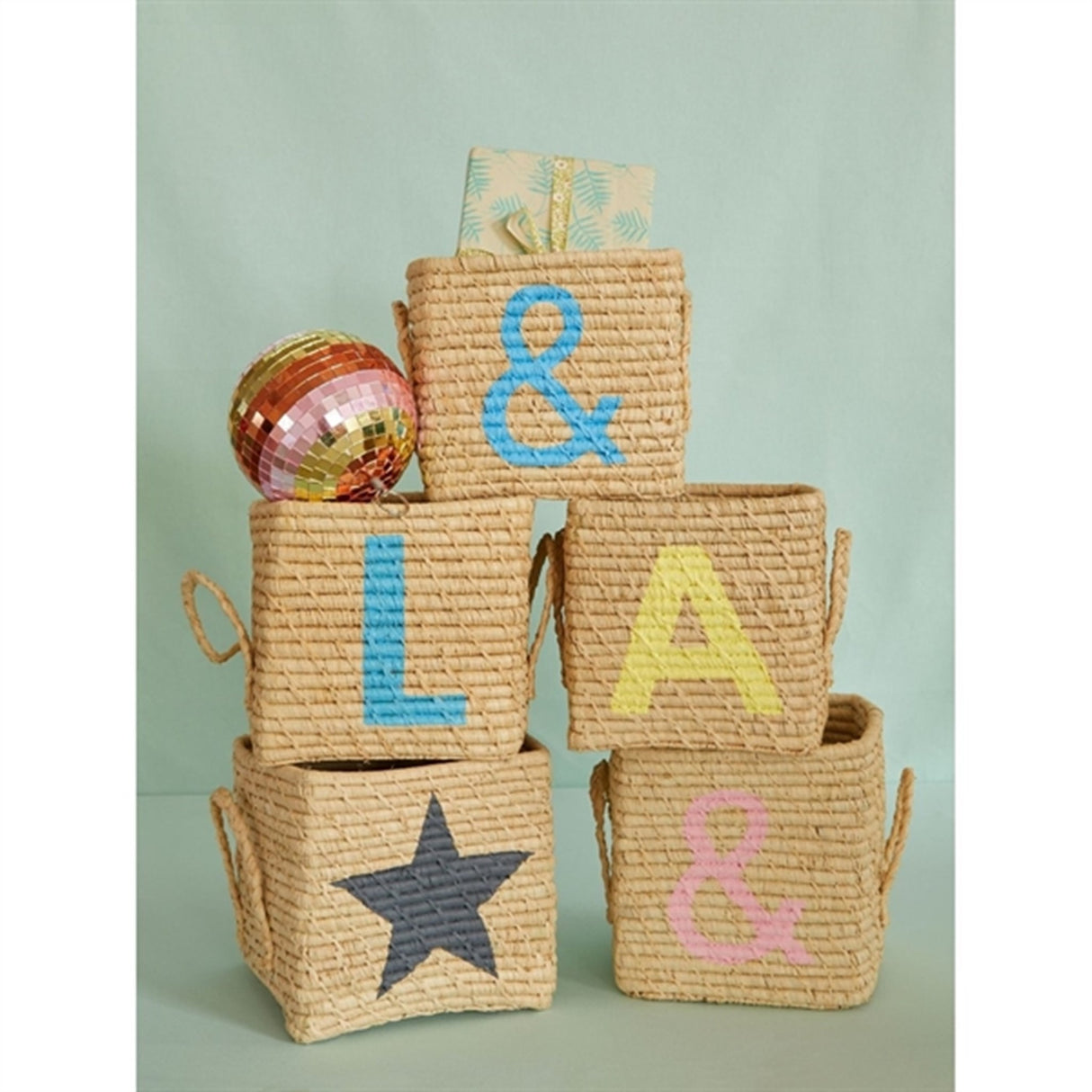 RICE Dark Grey Star Firkantet Raffia Kurv