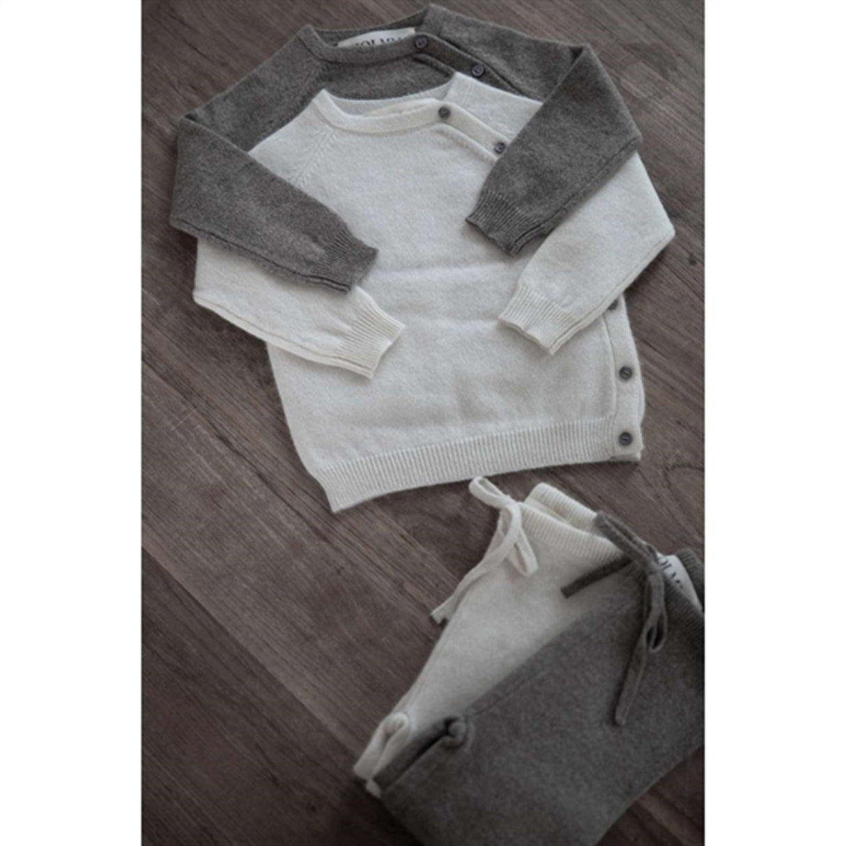 HOLMM Natural Doppio Cashmere Stickat Trøje & Bukser