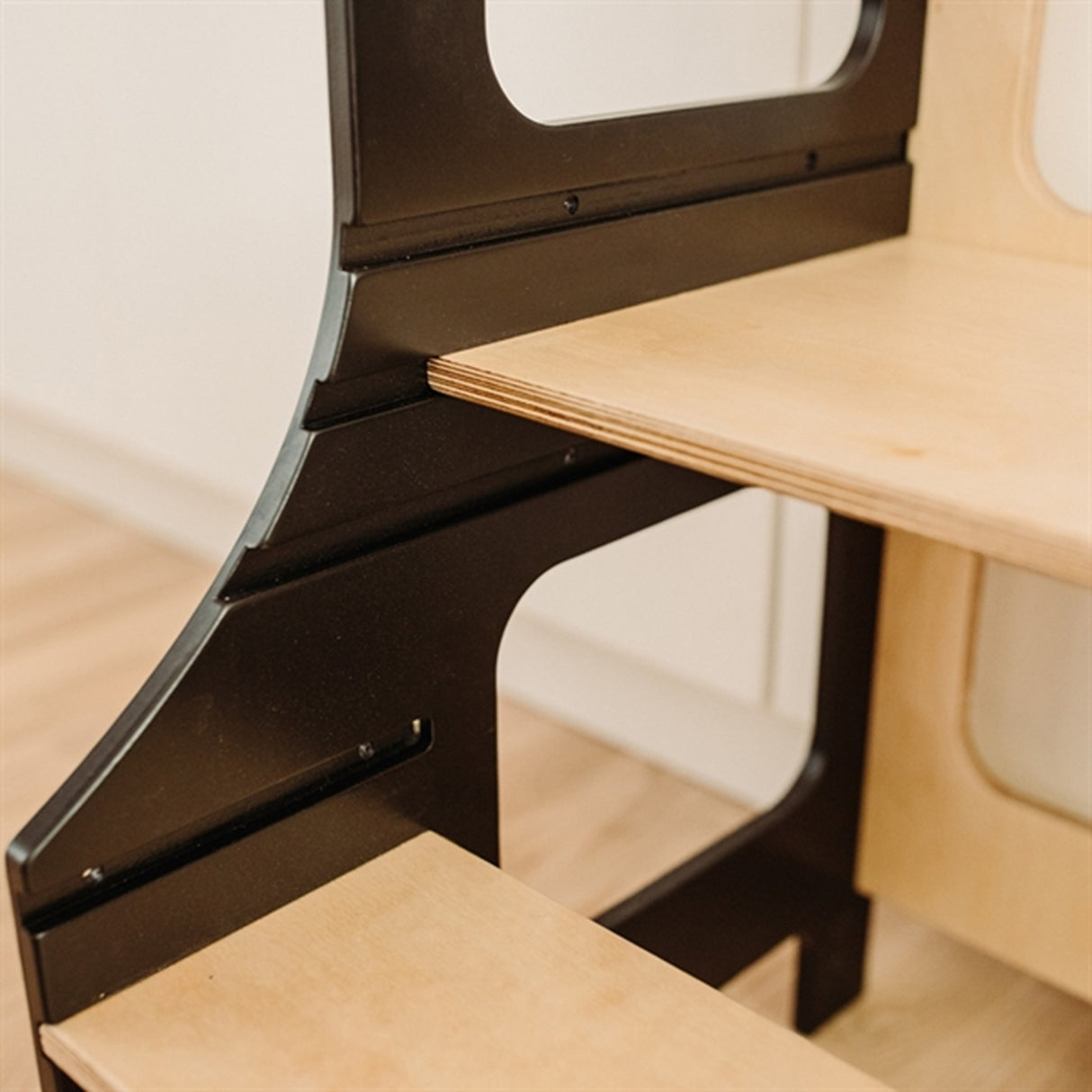 Duck Woodworks Adjustable Kitchen Tower Black 6