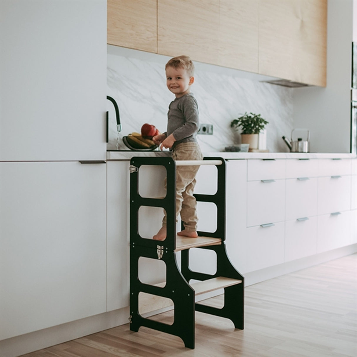 Duck Woodworks Foldable Kitchen Tower w. Slide Black 6