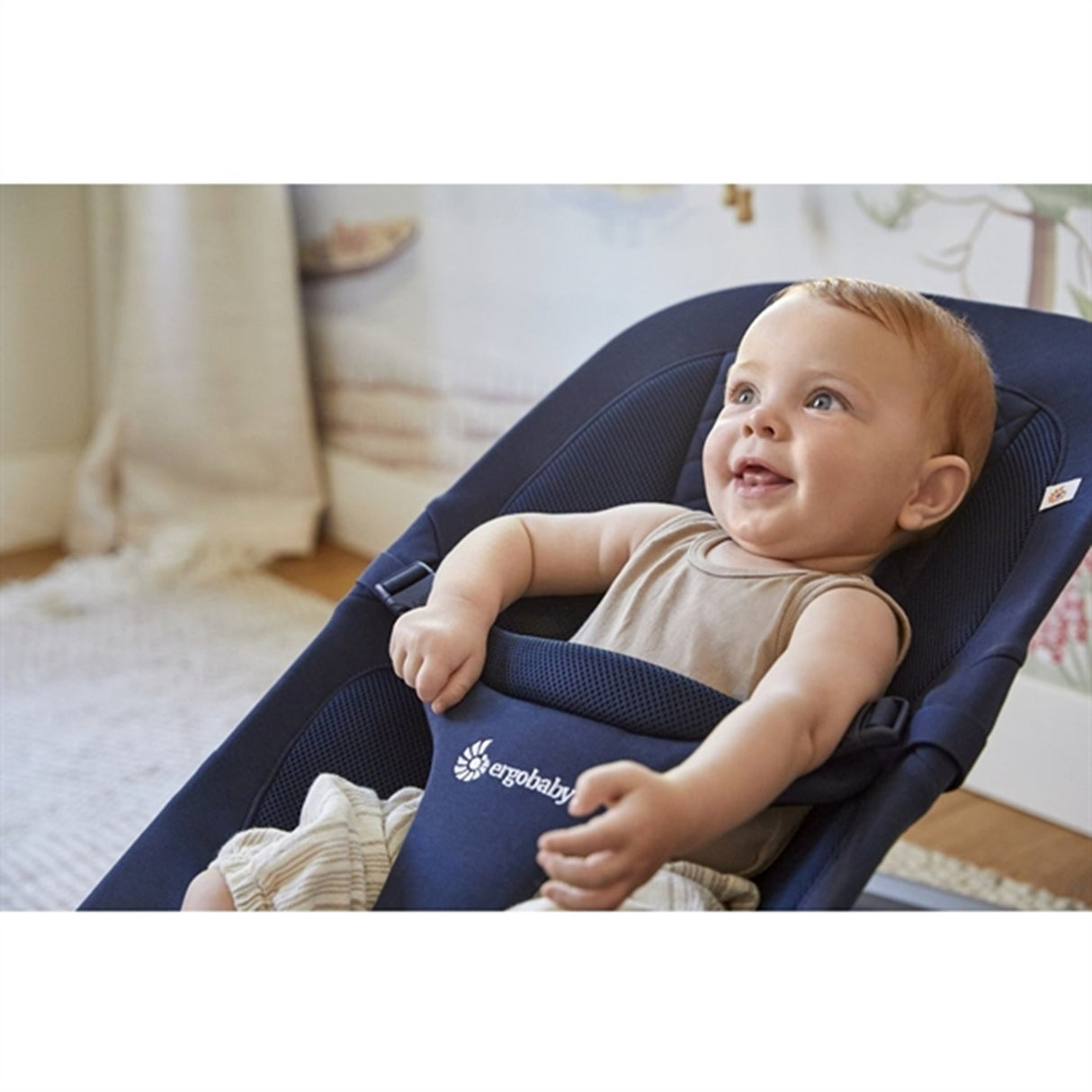 Ergobaby Evolve 3-I-1 Liggstol Midnight Blue