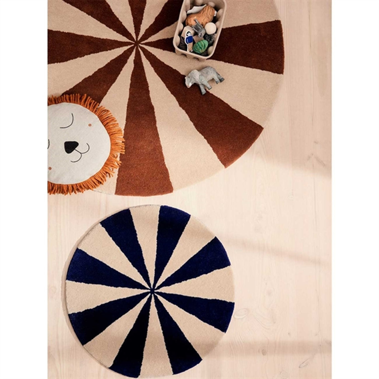 Ferm Living Arch Tuftet Filt Dark Brick/Offwhite Large