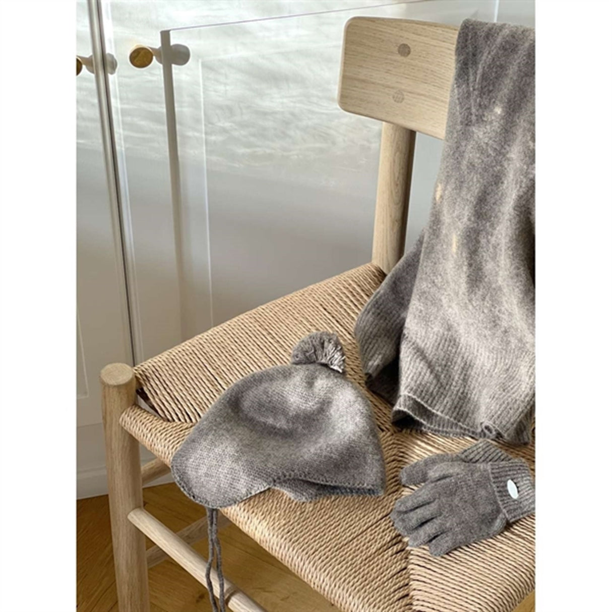 HOLMM Oxford Kim Cashmere Stickat Vanter