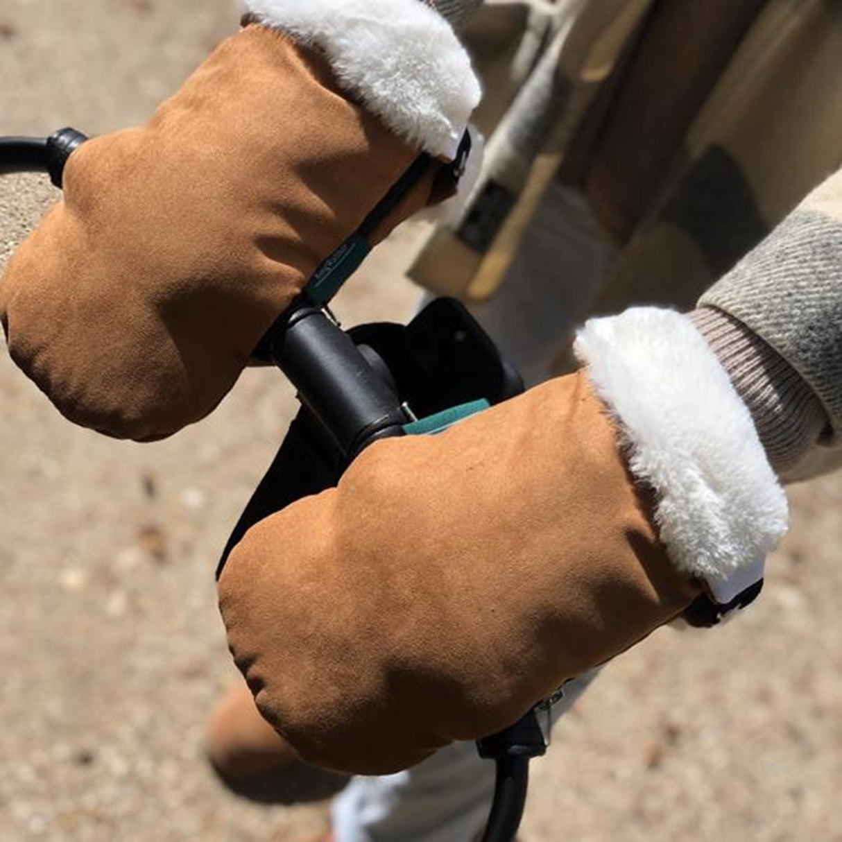 KongWalther Østerbro Barnvagn Handske Faux Brun Bark