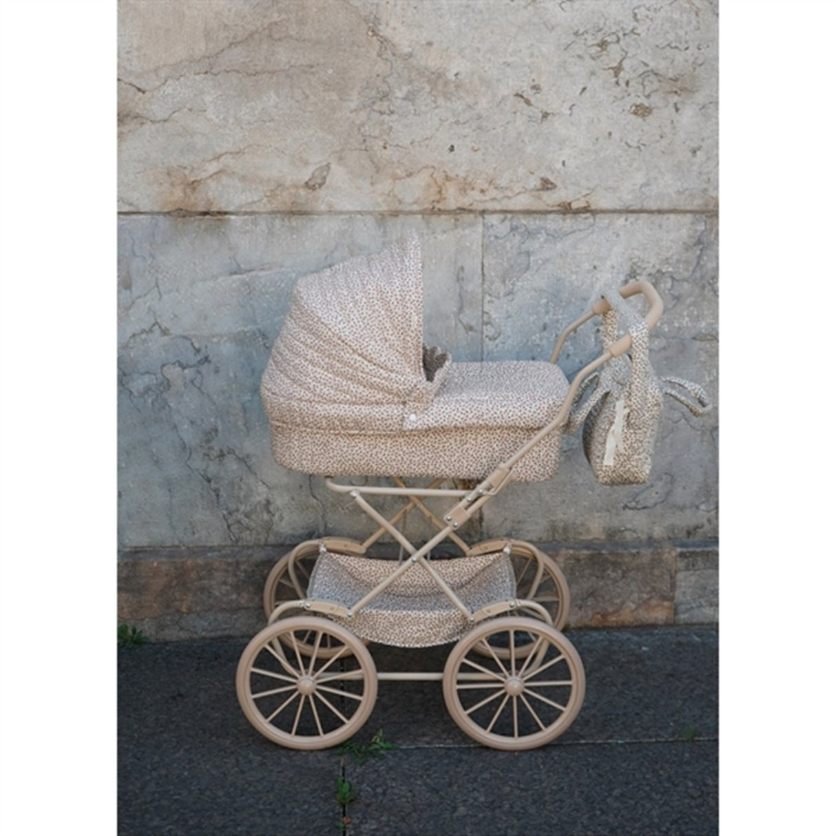 Konges Sløjd Milk Tank Docka Barnvagn