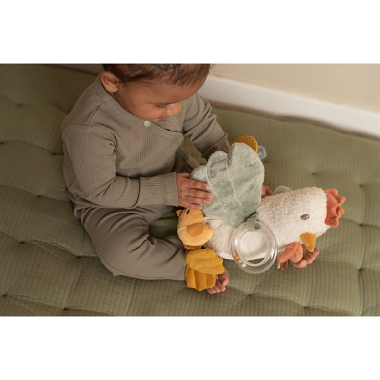 Little Dutch Little Farm Aktivitetshöna 25cm