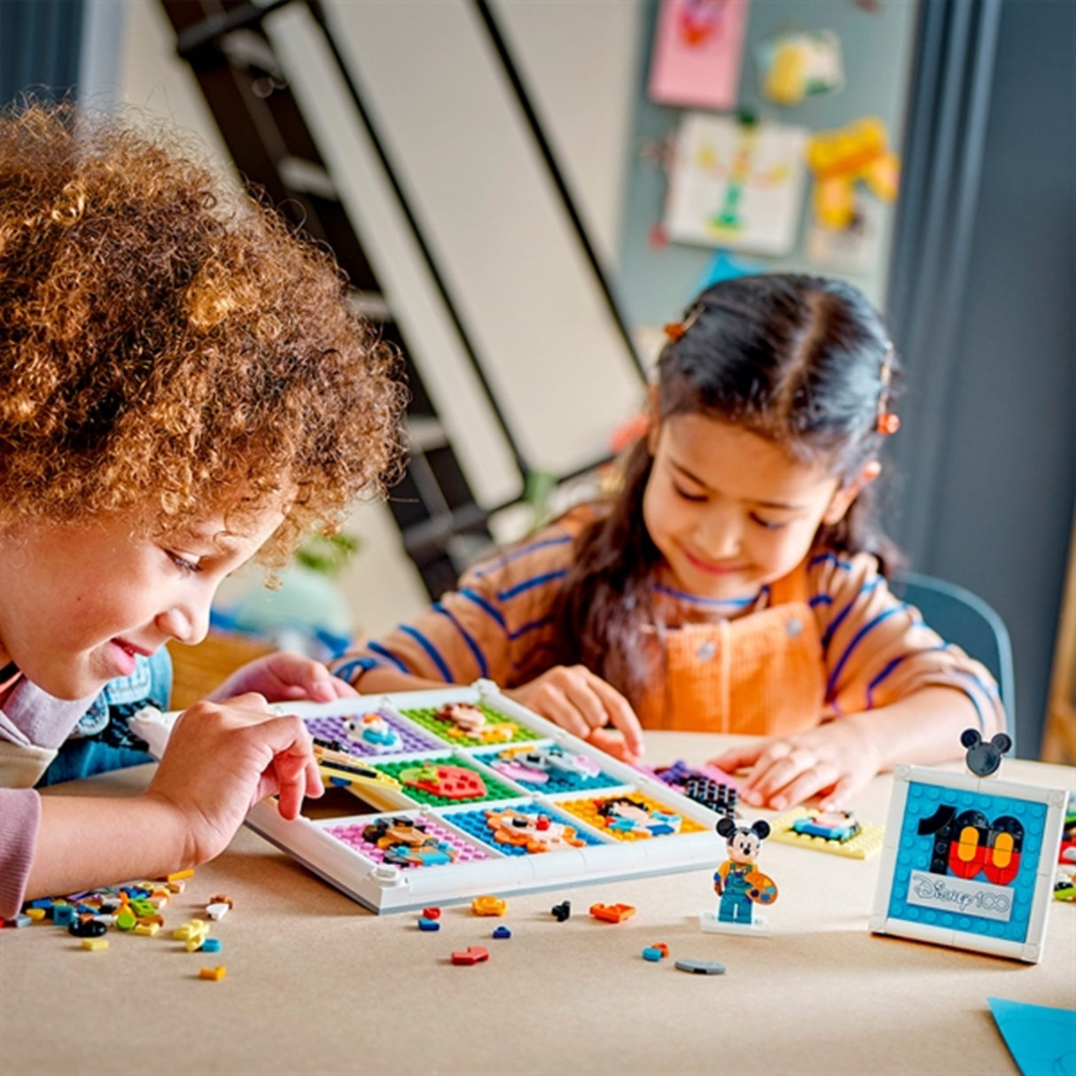 LEGO® Disney™ 100 År av tecknade Disneyikoner