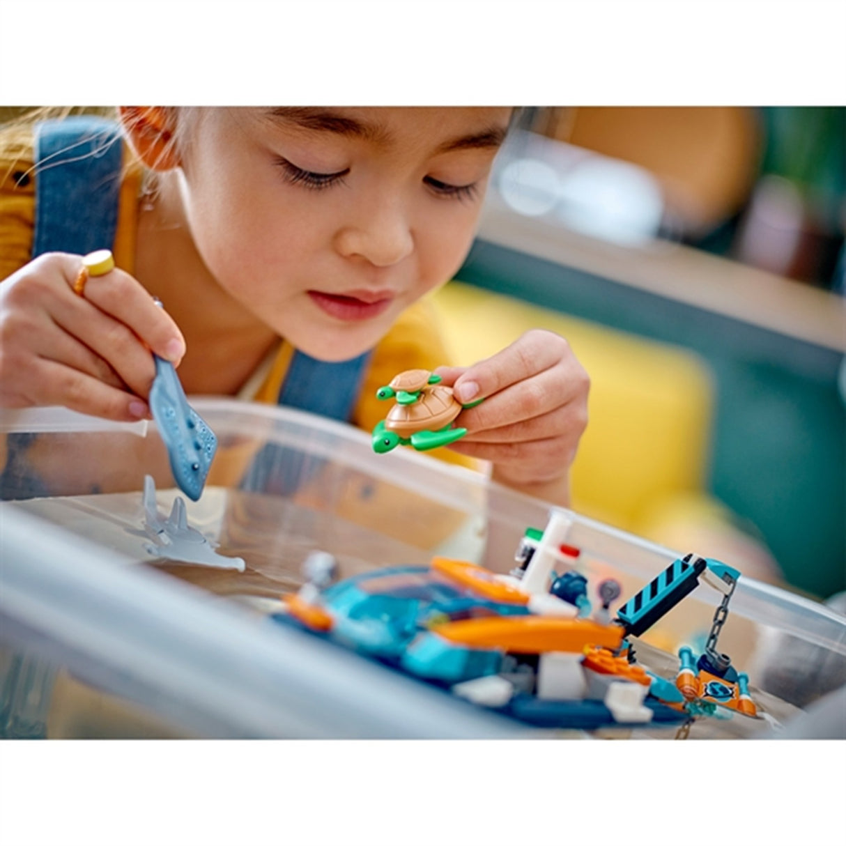 LEGO® City Utforskare och Dykarbåt