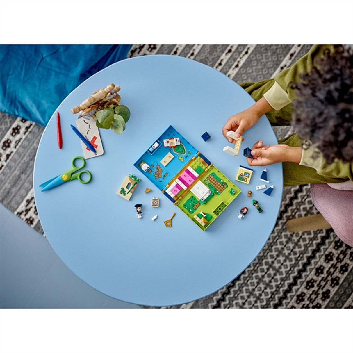 LEGO® Disney™ Peter Pan och Wendys Sagoboksäventyr