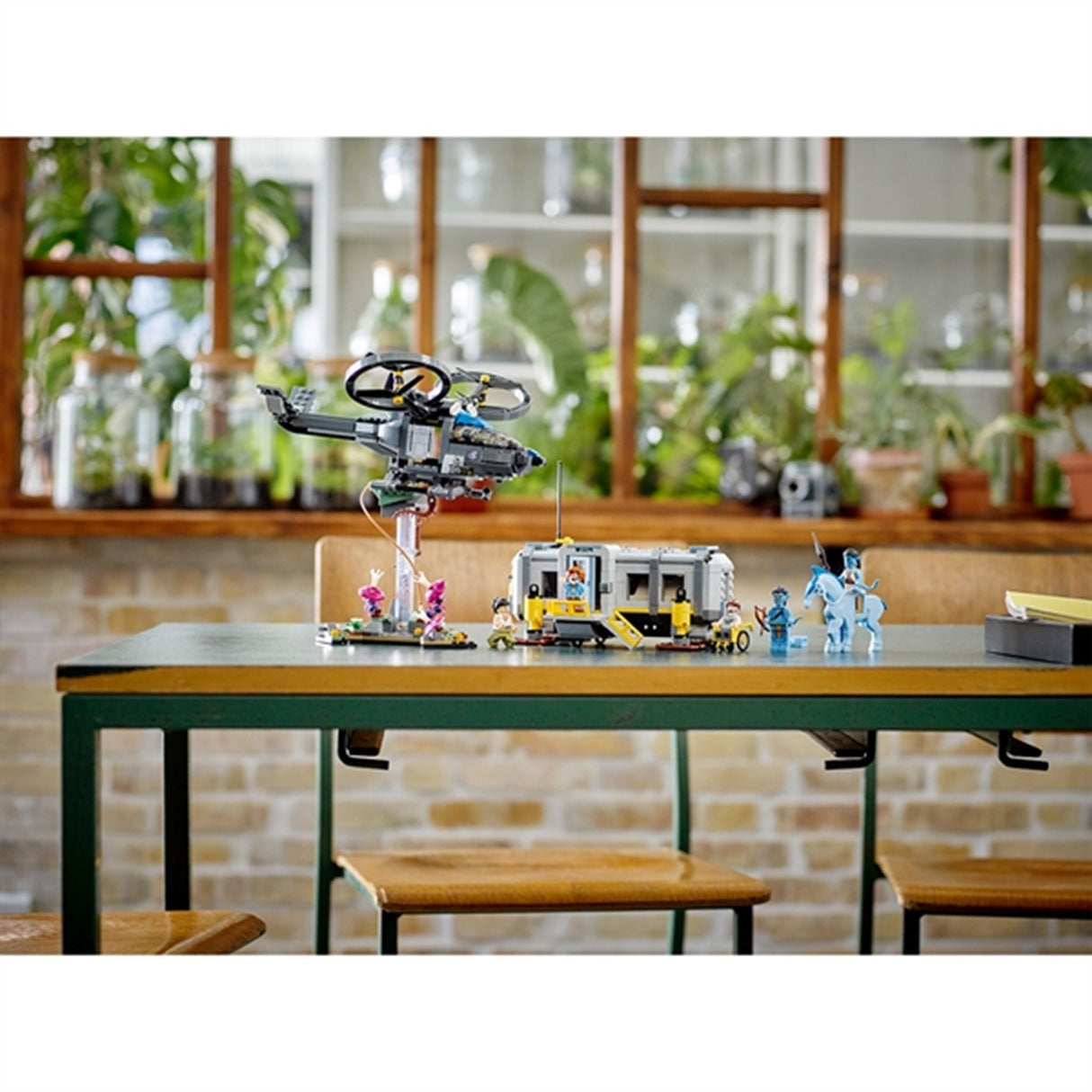 LEGO® Avatar Svävande Bergen: Site 26 och RDA Samson