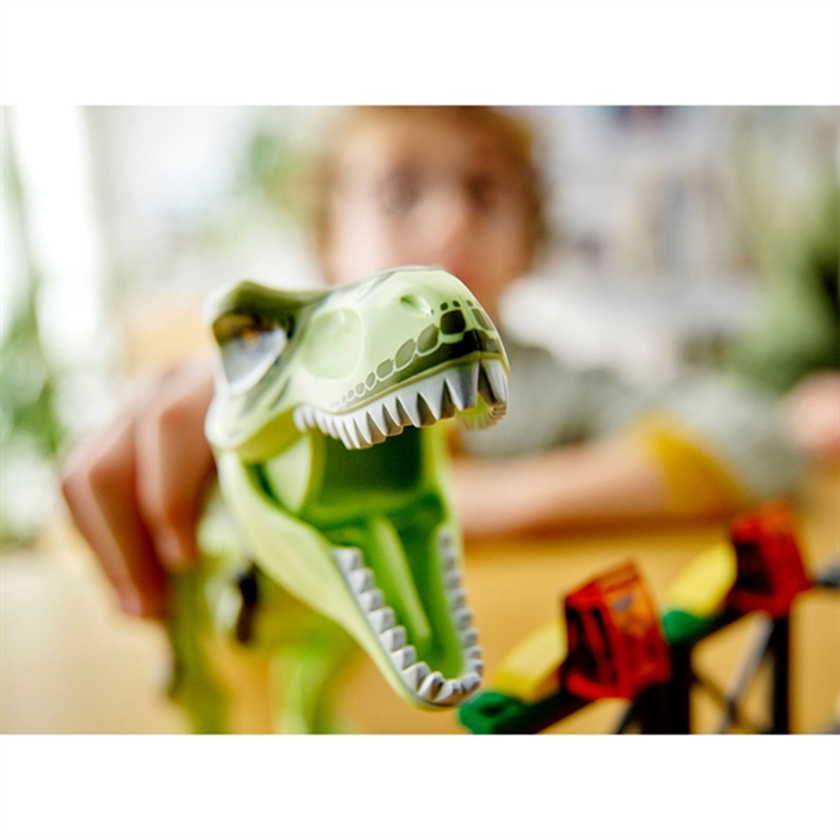 LEGO® Jurassic World™ T. rex – Dinosaurieflykt