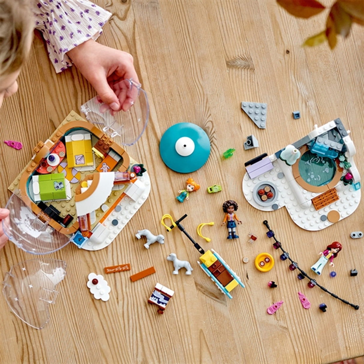 LEGO® Friends Vinteräventyr med Igloo