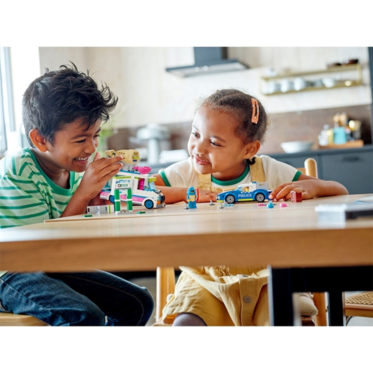 LEGO® City Polisjakt efter Glassbil