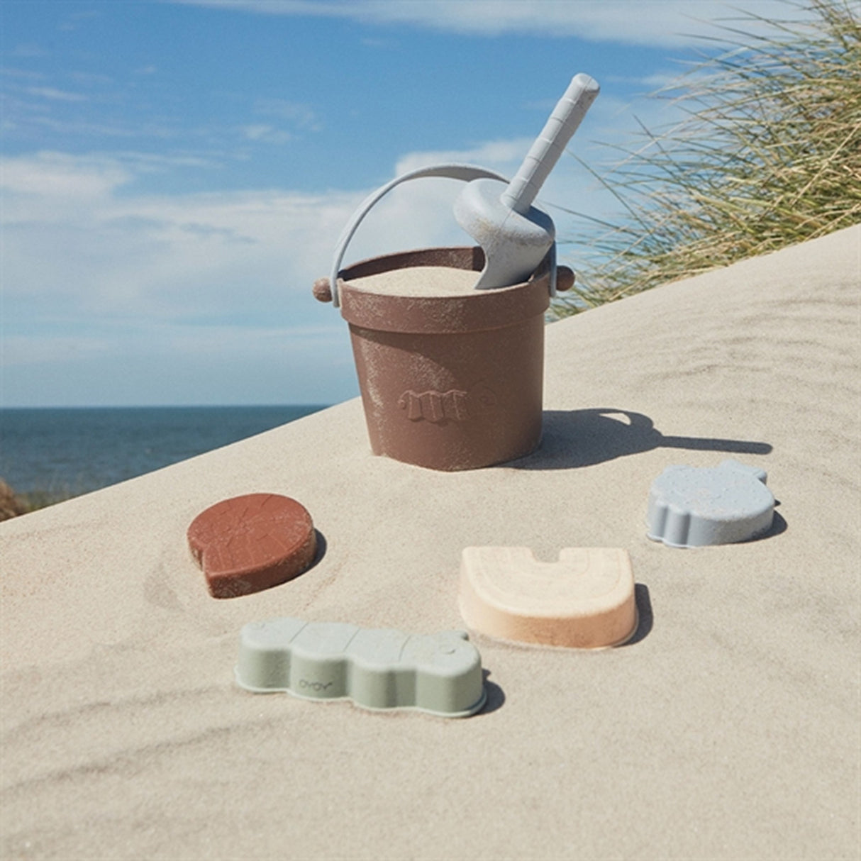 OYOY Leo Strand Set Choko