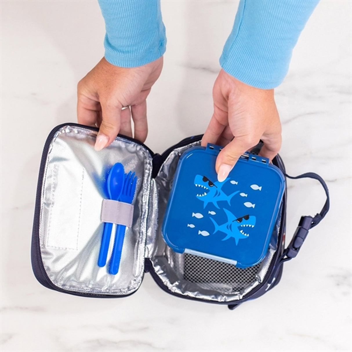 MontiiCo Montii Kylväska Str. S - Shark