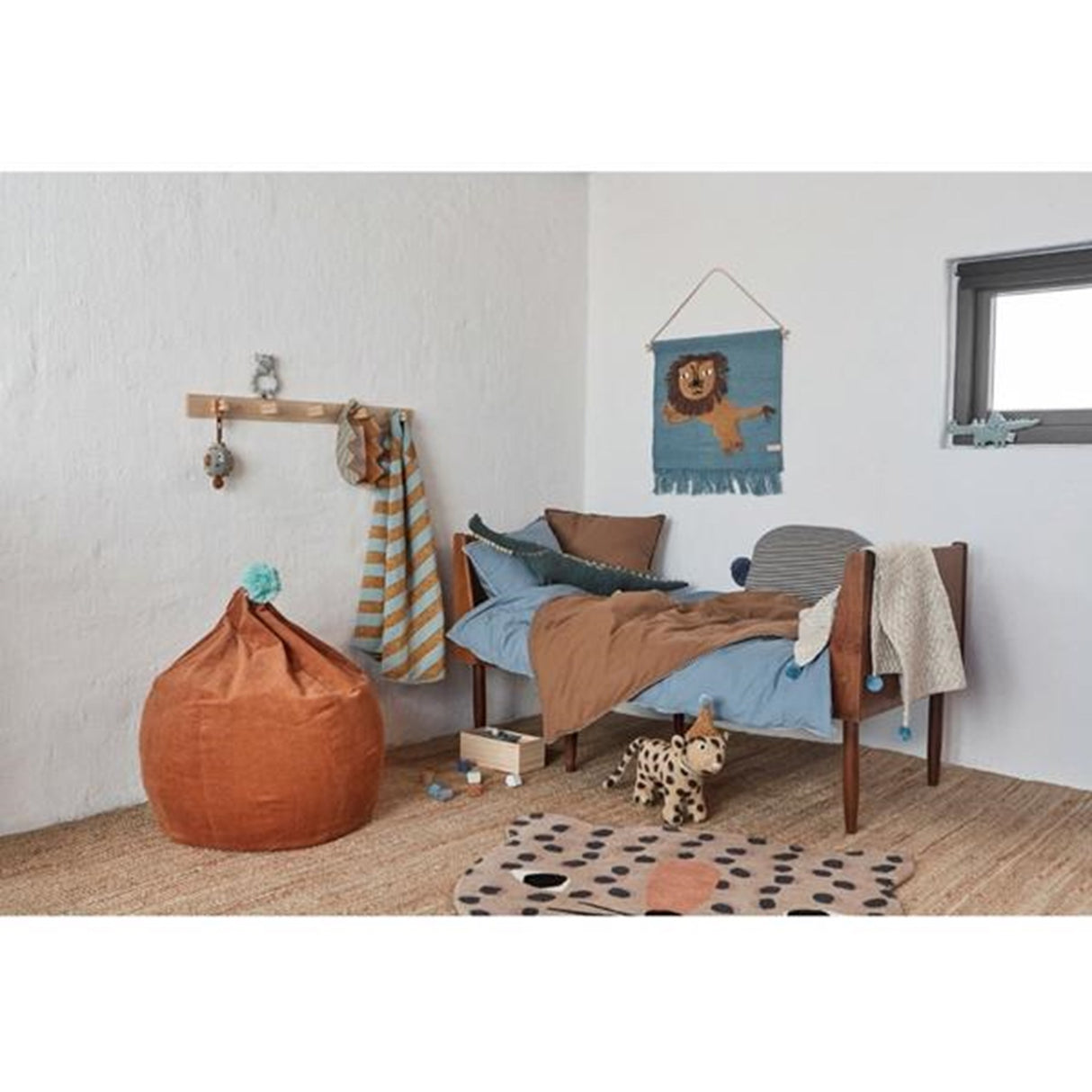 OYOY Väggdekoration Lejon