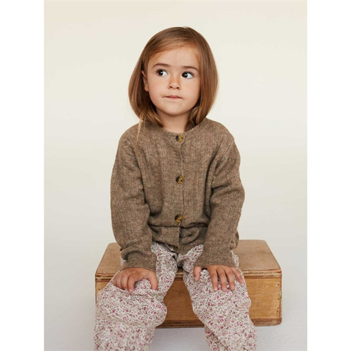 Sofie Schnoor Brown Melange Stickad