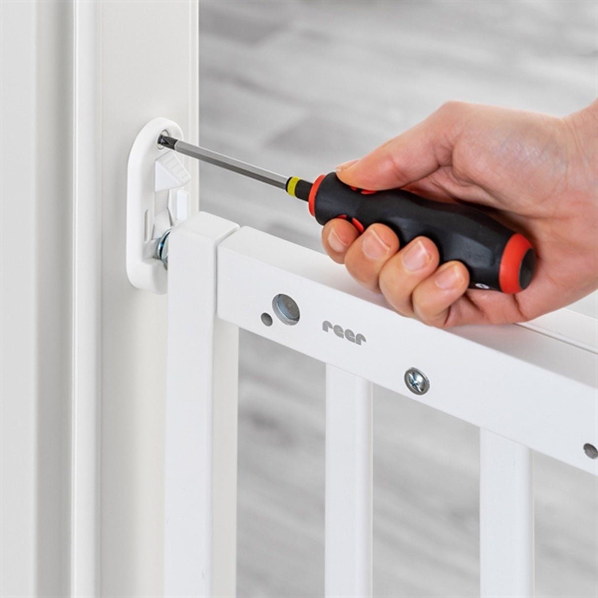 REER Säkerhetsgaller Väggmonterad